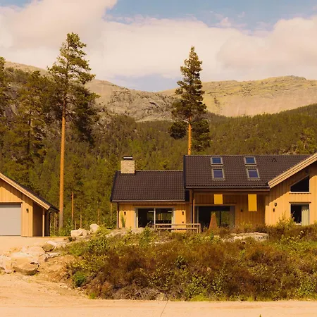 Villa Fell Fjord With Sauna & Jacuzzi