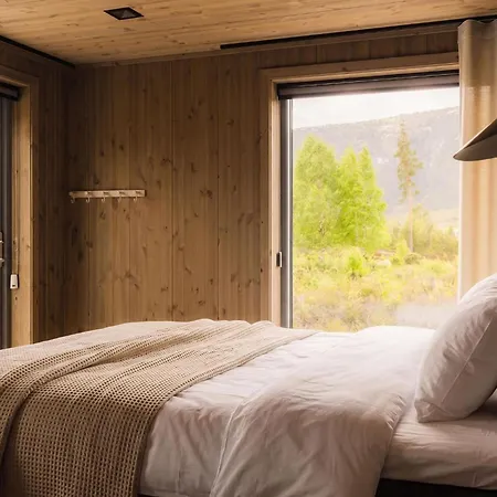 Fell Fjord With Sauna & Jacuzzi Villa *